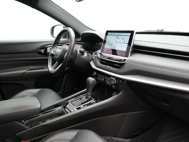 Jeep COMPASS 4xe 240 Plug-in Hybrid Electric S 240pk Dealer O.H PHEV | Trekhaak | Panodak | Adaptive Cruise | 360 Camera | Lederen Sportstoelen Memory & Ventilatie | Apple Carplay | Alpine Sound | Virtual | DAB |