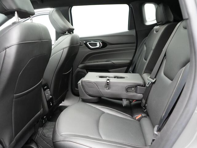 Jeep COMPASS 4xe 240 Plug-in Hybrid Electric S 240pk Dealer O.H PHEV | Trekhaak | Panodak | Adaptive Cruise | 360 Camera | Lederen Sportstoelen Memory & Ventilatie | Apple Carplay | Alpine Sound | Virtual | DAB |