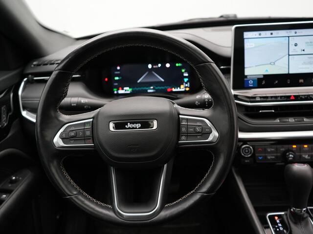 Jeep COMPASS 4xe 240 Plug-in Hybrid Electric S 240pk Dealer O.H PHEV | Trekhaak | Panodak | Adaptive Cruise | 360 Camera | Lederen Sportstoelen Memory & Ventilatie | Apple Carplay | Alpine Sound | Virtual | DAB |