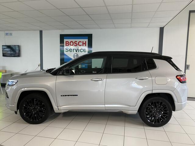 Jeep COMPASS 4xe 240 Plug-in Hybrid Electric S Navigatie / Leer / Camera /Panoramadak / Stuur/stoel verwarming