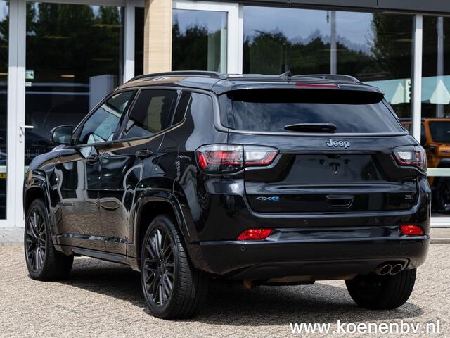 Jeep COMPASS 4XE 240 PHEV S ADAPTIEVE CRUISE / 19 LM / Camera/Electr A-Klep, Black Pack