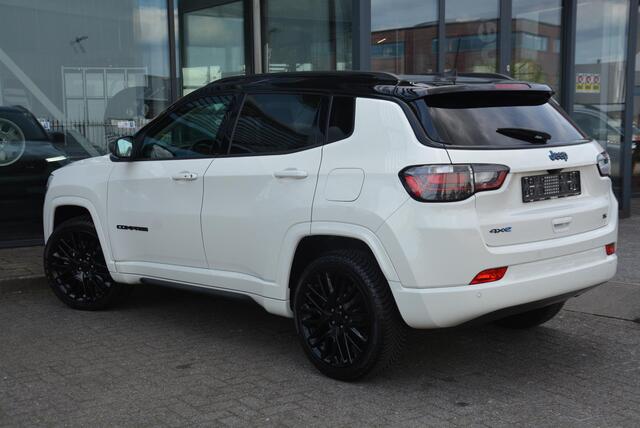 Jeep COMPASS 4xe 240 Plug-in Hybrid Electric S | Leder | Stoelverwarming | Camera