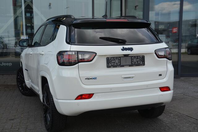 Jeep COMPASS 4xe 240 Plug-in Hybrid Electric S | Leder | Stoelverwarming | Camera