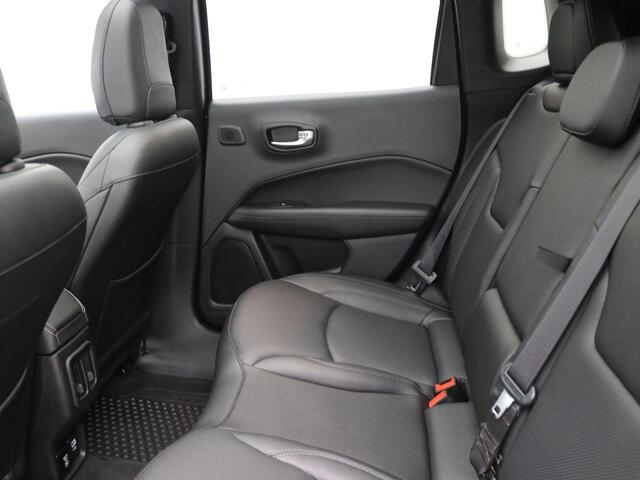 Jeep COMPASS 4xe 240 Plug-in Hybrid Electric Trailhawk / Afneembare trekhaak / Achteruitrijcamera / Apple carplay / Android auto /