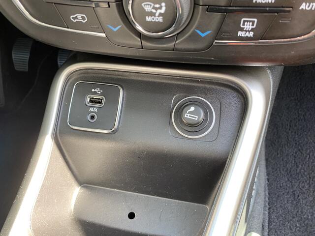 Jeep COMPASS 1.4 MultiAir Longitude Navi/Achteruitrijcamer./Deellederen bekleding/Cruise contr./Airco/Hoogte verst.b. voorstoelen/Led verl./*Lederern multifunct. stuur/Parkeerenes./Elektr. verstb. spiegels/Mistlampen Adaptief v