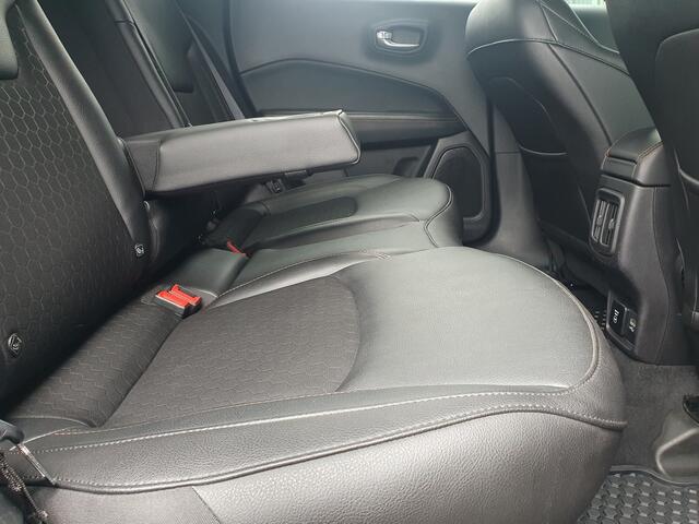 Jeep COMPASS 4xe 190 Plug-in Hybrid Electric Limited Business NAVI/CAMERA/CRUISE/CLIMA/LMV