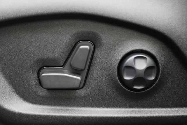 Jeep COMPASS 4xe 240 Plug-in Hybrid Electric S Leer, Virtual Cockpit, Camera, ACC, Apple Carplay, Rijstrooksensor, 19''