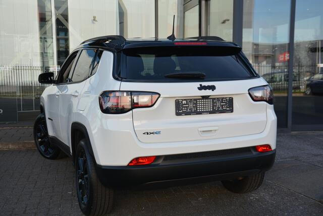 Jeep COMPASS 4xe 240 Plug-in Hybrid Electric Upland | Winter pack | Led | Slechts
