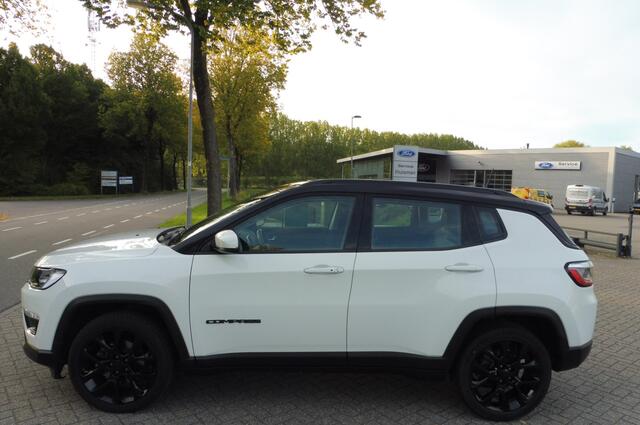 Jeep COMPASS 1.3T Night Eagle Liberty Edition in nieuwstaat navi camera