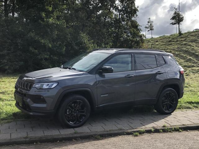 Jeep COMPASS 4xe 240 Plug-in Hybrid Electric Upland NAVI|CLIMATE|APPLE/ANDROID|CAMERA|STOELVERWARMING|18"