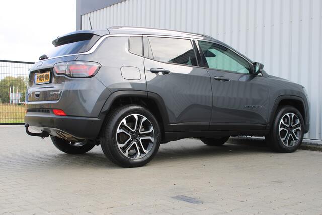 Jeep COMPASS 4xe 190 Plug-in Hybrid Electric Limited | Incl. 12 maanden garantie | Adaptieve cruise control | Climate control | Apple carplay/Android auto | Trekhaak | Parkeercamera |