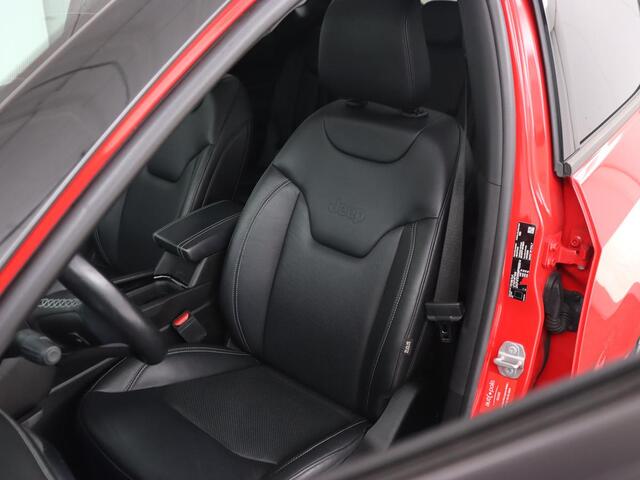 Jeep COMPASS 4xe 240 Plug-in Hybrid Electric S | Panoramadak | Trekhaak | 360 Camera | Leder | Stoelverwarming | Alpine Sound | Carplay | Stuurverwarming | Adaptive cruise | Navigatie | PHEV