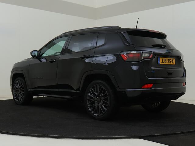Jeep COMPASS 4xe 240 Plug-in Hybrid Electric S Plug-in Hybride | Black pack | Lederen bekleding