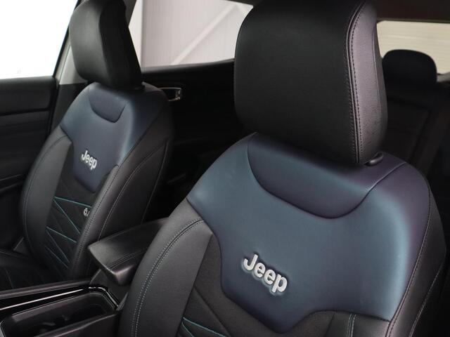 Jeep COMPASS 4xe 240 Plug-in Hybrid Electric S | Stoelverwarming | Adaptive cruise | Carplay | Camera | Half leder | Stuurverwarming | Navigatie | Keyless | Full LED | Digital Cockpit | PHEV | Plug In