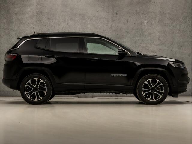 Jeep COMPASS 4xe 240 Plug-in Hybrid Electric Limited 240Pk Automaat (VIRTUAL COCKPIT, APPLE CARPLAY, GROOT NAVI, STUUR/STOELVERWARMING, LEDER, CAMERA, SPORTSTOELEN, ADAPTIVE CRUISE, KEYLESS, GETINT GLAS, NIEUWSTAAT)
