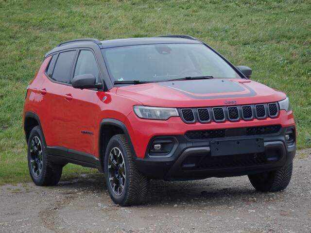 Jeep COMPASS 4xe 240PK PHEV Trailhawk | Panoramadak | Leder | Alpine audio