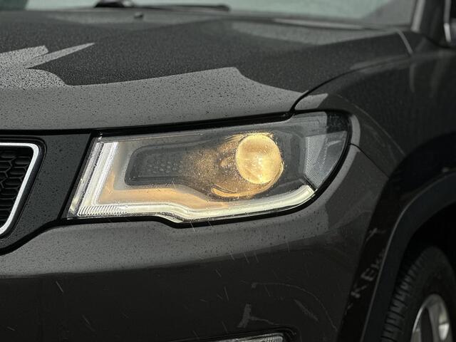 Jeep COMPASS 1.4 MultiAir Opening Edition Plus | Trekhaak | Lederen stoelen | Elektrische stoelen + geheugen | Stoelverwarming | Climate Control | Parkeersensoren | Cruise Control | Beats Audiosysteem |