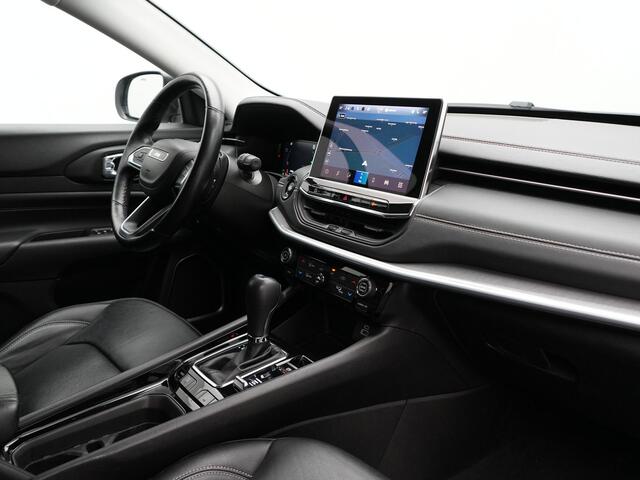 Jeep COMPASS 4xe 240 Electric S Plug In Hybrid 240pk PHEV | Adaptive Cruise | Camera | Lederen Sportstoelen Verwarmd | Apple Carplay | Stuur Verwarmd | Virtual | Keyless | Navigatie | DAB |