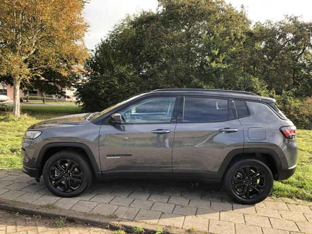 Jeep COMPASS 4xe 240 Plug-in Hybrid Electric Upland NAVI|CLIMATE|APPLE/ANDROID|CAMERA|STOELVERWARMING|18"