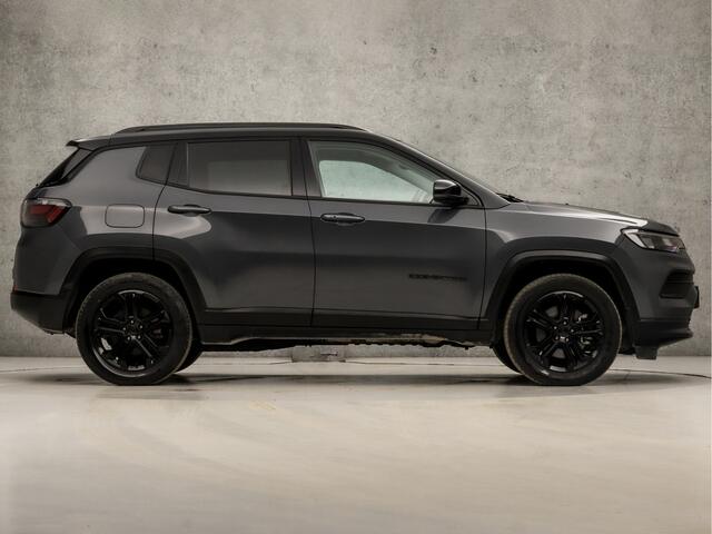 Jeep COMPASS 4xe 240 Plug-in Hybrid Electric Upland 240Pk Automaat (VIRTUAL COCKPIT, APPLE CARPLAY, ALPINE AUDIO, GROOT NAVI, LEDER, 360 CAMERA, SPORTSTOELEN, ADAPTIVE CRUISE, KEYLESS, LANE ASSIST, NIEUWSTAAT)