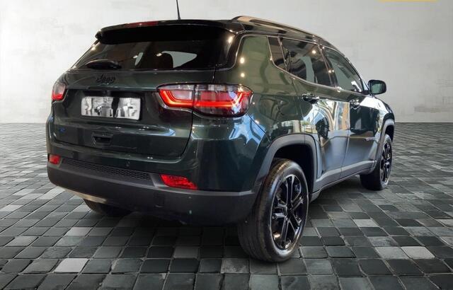 Jeep COMPASS 4xe 240 Plug-in Hybrid Electric North Star Leder/stof zwart, Panorama schuif/kanteldak, ACC, winterpakket Wordt verwacht, Voorbeeldfoto's