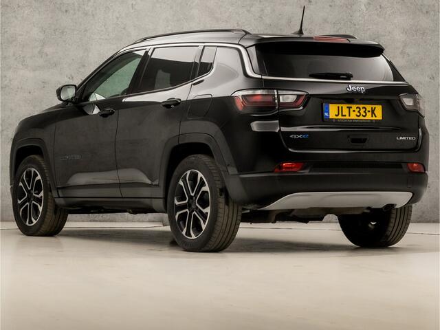 Jeep COMPASS 4xe 190 Plug-in Hybrid Electric Night Eagle Automaat (VIRTUAL COCKPIT, APPLE CARPLAY, STUUR/STOELVERWARMING, LEDER, CAMERA, ADAPTIVE CRUISE, GETINT GLAS, KEYLESS, NIEUWSTAAT)