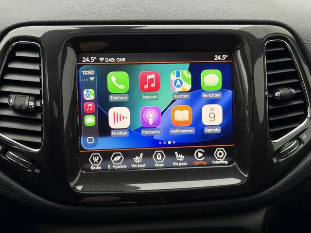 Jeep COMPASS 4xe 240pk Plug-in Hybrid Electric S | Pano-Dak/Leder/19-inch/Camera/Carplay/Navi
