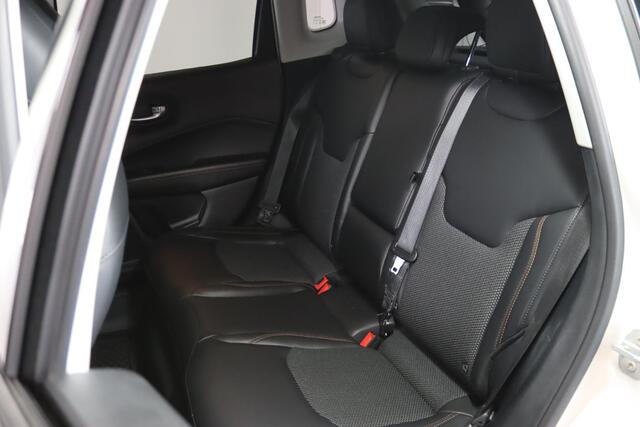 Jeep COMPASS 1.4 MultiAir Limited 4x4 Trekhaak, Stoel/Stuurverwarming, Apple CarPlay/Android Auto, Cruise Control