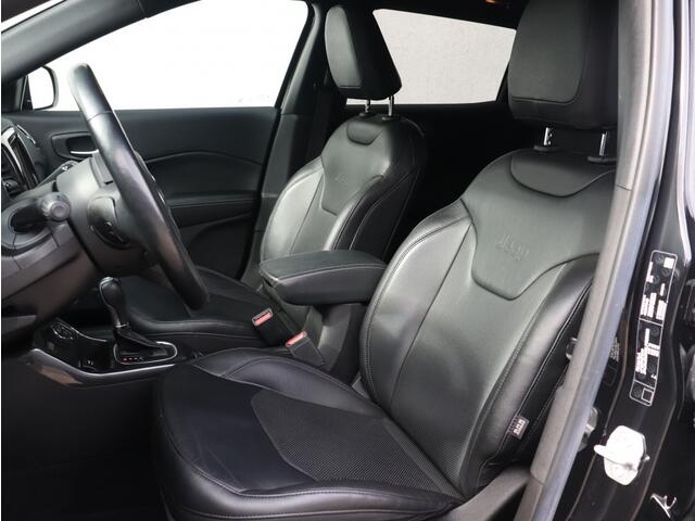 Jeep COMPASS 4xe 240 PK Hybrid S | Leder | Navi | Winter | Camera | Trekhaak