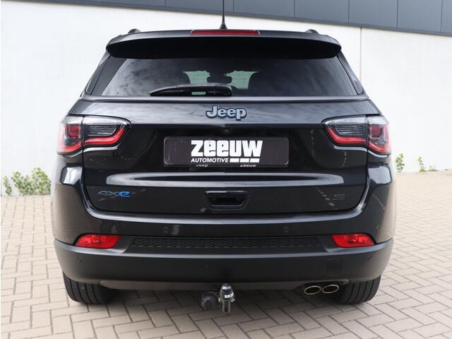 Jeep COMPASS 4xe 240 PK Hybrid S | Leder | Navi | Winter | Camera | Trekhaak