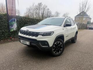 jeep-compass-trailhawk-plug-in-hybr
