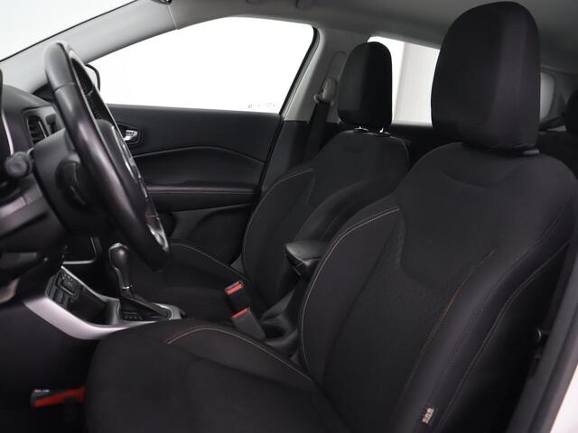 Jeep COMPASS 1.3T Longitude | Automaat | Trekhaak | Keyless | Carplay | Climate control | Parkeerhulp | Cruise control | DAB | Bluetooth