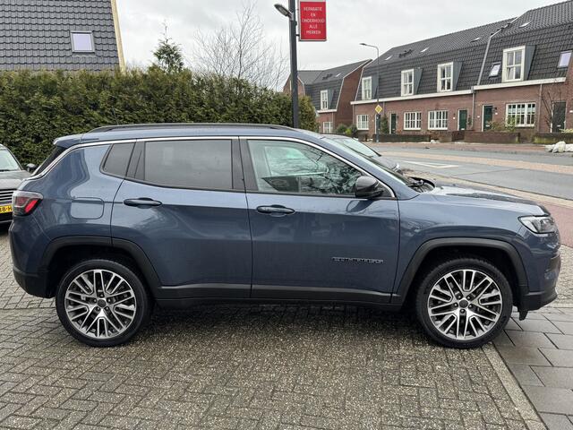 Jeep COMPASS 4xe 190 Plug-in Hybrid Electric Night Eagle Stoelverwarming | Navigatie | Parkeercamera
