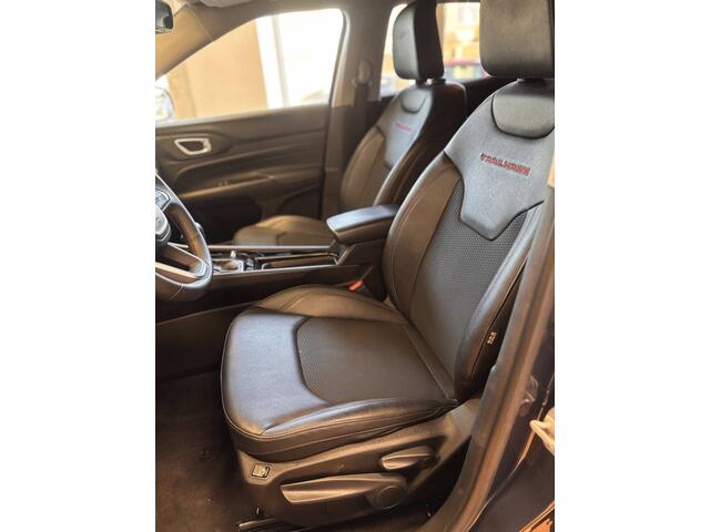 Jeep COMPASS 4xe 240 Plug-in Hybrid Electric Trailhawk