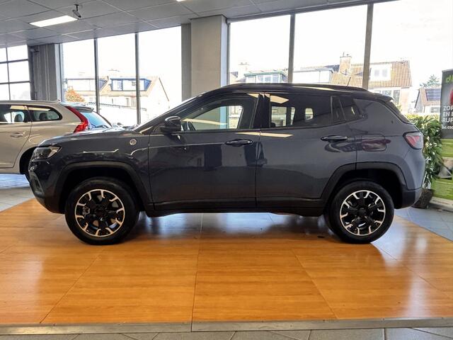 Jeep COMPASS 4xe 240 Plug-in Hybrid Electric Trailhawk
