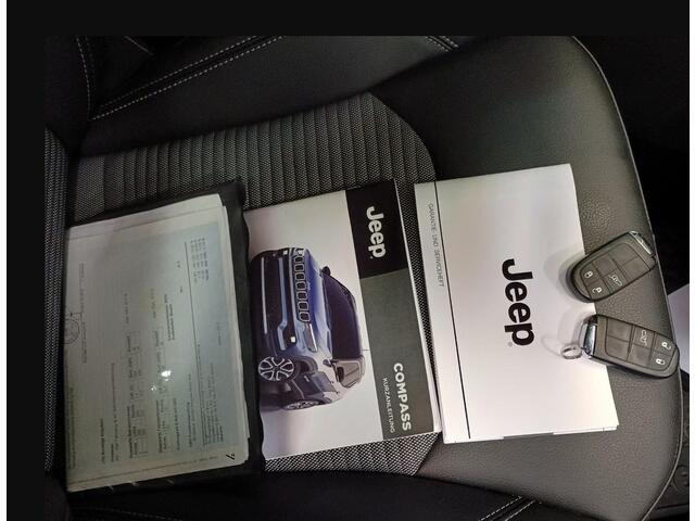 Jeep COMPASS 1.5T e-Hybrid Summit Stoel+stuur verwarming/Camera/Zelf inparkeren.