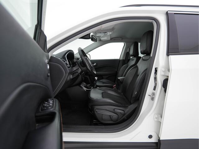Jeep COMPASS 1.3T Limited *LEATHER-FABRIC | XENON | NAVI-FULLMAP | KEYLESS | COMFORT-SEATS | CAMERA | PRIVACY-GLASS | DAB | ECC | PDC | CRUISE | 18''ALU*