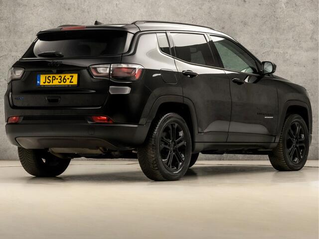 Jeep COMPASS 4xe 240 Plug-in Hybrid Electric Trailhawk 240Pk automaat (VIRTUAL COCKPIT, APPLE CARPLAY, GROOT NAVI, CAMERA, LEDER, SPORTSTOELEN, TREKHAAK, ADAPTIVE CRUISE, KEYLESS, NIEUWSTAAT)