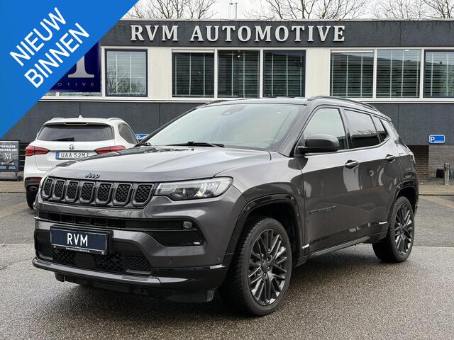 Jeep COMPASS 1.3T 4 x e 240 | 80th Anniversary PHEV 4WD| STOEL + STUURVERWARMING| ADAPTIVE CRUISE CONTROL| ACHTERUITRIJCAMERA| ELEKTRISCHE STOELEN| KEYLESS| 19 INCH! |SUPER COMPLEET UITGEVOERD! |