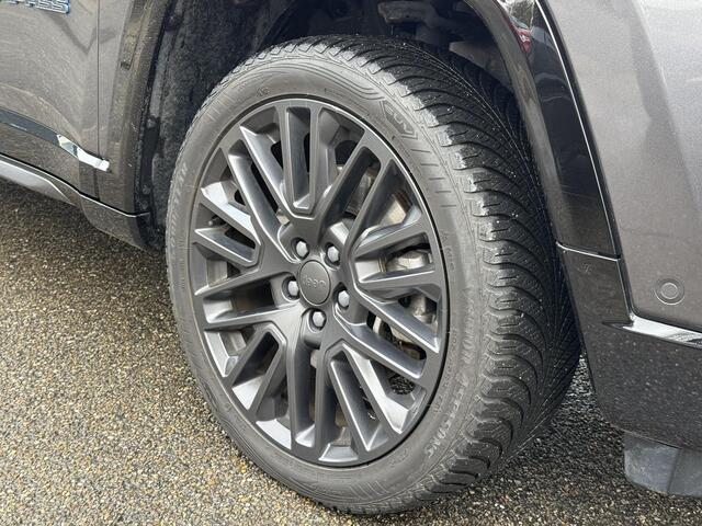 Jeep COMPASS 1.3T 4 x e 240 | 80th Anniversary PHEV 4WD| STOEL + STUURVERWARMING| ADAPTIVE CRUISE CONTROL| ACHTERUITRIJCAMERA| ELEKTRISCHE STOELEN| KEYLESS| 19 INCH! |SUPER COMPLEET UITGEVOERD! |