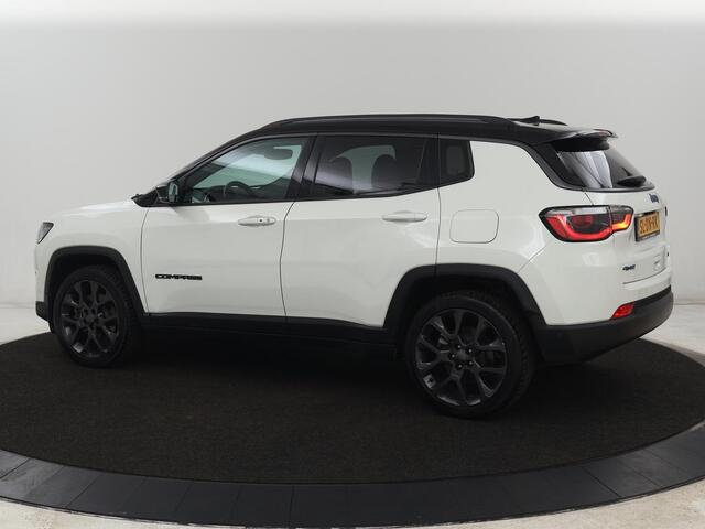 Jeep COMPASS 4xe 240 Plug-in Hybrid Electric S | Leder | Stoel & stuurverwarming | Alpine Sound | Camera | Bi-Xenon | Memory | Keyless | Carplay | Navigatie | PHEV