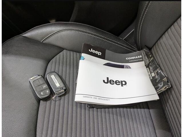 Jeep COMPASS 1.5T e-Hybrid Altitude 1450KG trekgewicht/Stoel+stuur verwarming.