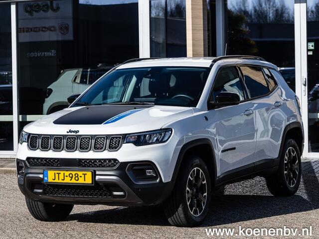 Jeep COMPASS 4xE 240pk 4x4 Autom. PHEV Trailhawk CLIMATE C. / LEER