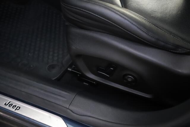 Jeep COMPASS 4xe 240 Plug-in Hybrid Electric S Trekhaak Panoramadak Leder Navigatie Achteruitrijcamera