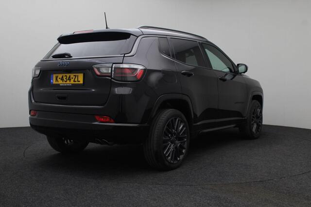 Jeep COMPASS 4xe 240 Plug-in Hybrid Electric S 2021 | Navigatie | Carplay | DAB Radio | Cruise Control | Stoel Verwarm & Verkoeling | Panoramadak | Onderhoudshistorie | Achteruitrij Camera | Nationale Autopas