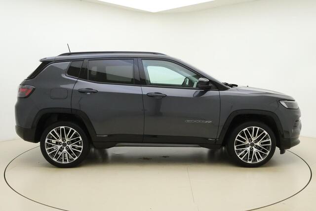 Jeep COMPASS 1.5T 130pk Automaat e-Hybrid S | Navigatie | Lederen bekleding | Adapt. Cruise control | Climate control | Stoel- & stuurverwarming | Lichtmetalen velgen | Dakrails