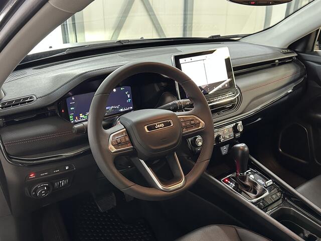 Jeep COMPASS 4xe 240 Plug-in Hybrid Electric Trailhawk