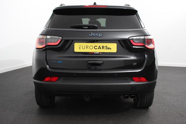 Jeep COMPASS 4xe 240 Plug-in Hybrid S Navigatie Apple Carplay/Android auto Climate Control Parkeersensoren Camera Elektrisch verstelbare bestuurderstoel Xenon koplampen Stoelverwarming Elektrische achterklep | Afneembare trekhaak