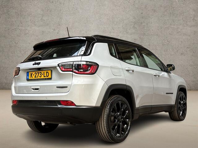 Jeep COMPASS 1.3T Night Eagle Sport 150Pk Automaat (APPLE CARPLAY, ZWART DAK, GROOT NAVI, CAMERA, GETINT GLAS, LEDER, SPORTSTOELEN, LM VELGEN, ELEK PAKKET, NIEUWSTAAT)