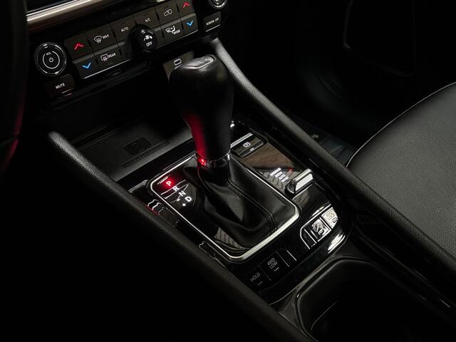 Jeep COMPASS 4xe 240 Plug-in Hybrid Electric Sport 240Pk Automaat (VIRTUAL COCKPIT, APPLE CARPLAY, GROOT NAVI, CAMERA, LEDER, SPORTSTOELEN, KEYLESS, GETINT GLAS, ADAPTIVE CRUISE, NIEUWSTAAT)